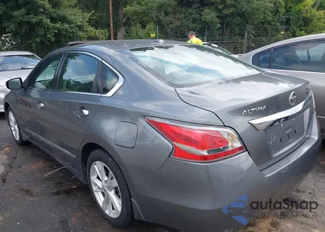 2015 Nissan Altima 2.5 Sl z USA, uszkodzony, nr VIN 1N4AL3AP9FC441969